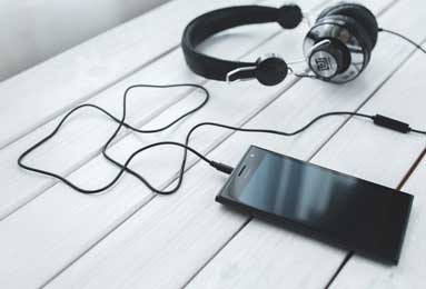 LPL赛事整活：先别管赢不赢，就说来没来吧